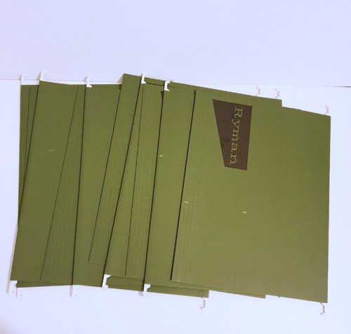 Green hanging suspension - hanging,